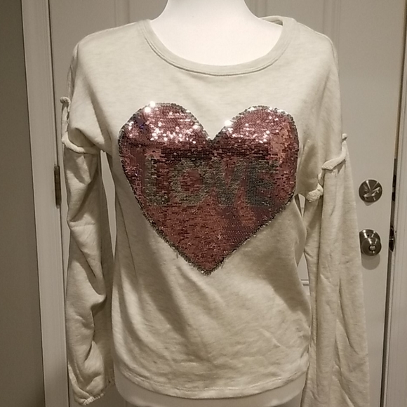 Girls Art Class LOVE Reversible Sequins Heart Top - Picture 2 of 6